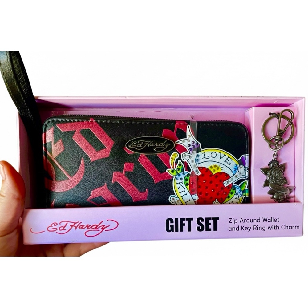 Ed Hardy Logo Black Rhinestone Rose Wallet Wristlet with Key Ring Gift Set